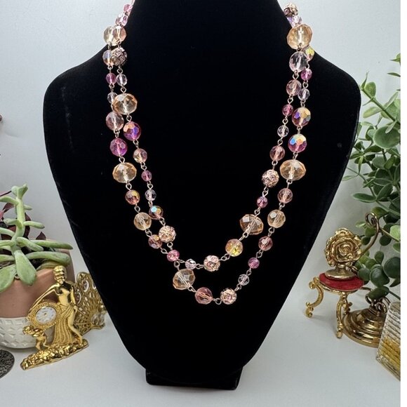 BEAUTIFUL PINK AURORA BOREALIS GLASS CRYSTAL NECKLACE - Picture 1 of 8